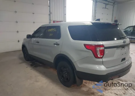 2016 Ford Police Interceptor из США, поврежденный, VIN 1FM5K8AR0GGC92726